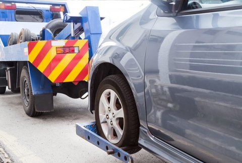 Épaviste pour enlèvement de voiture gratuit à Givors 